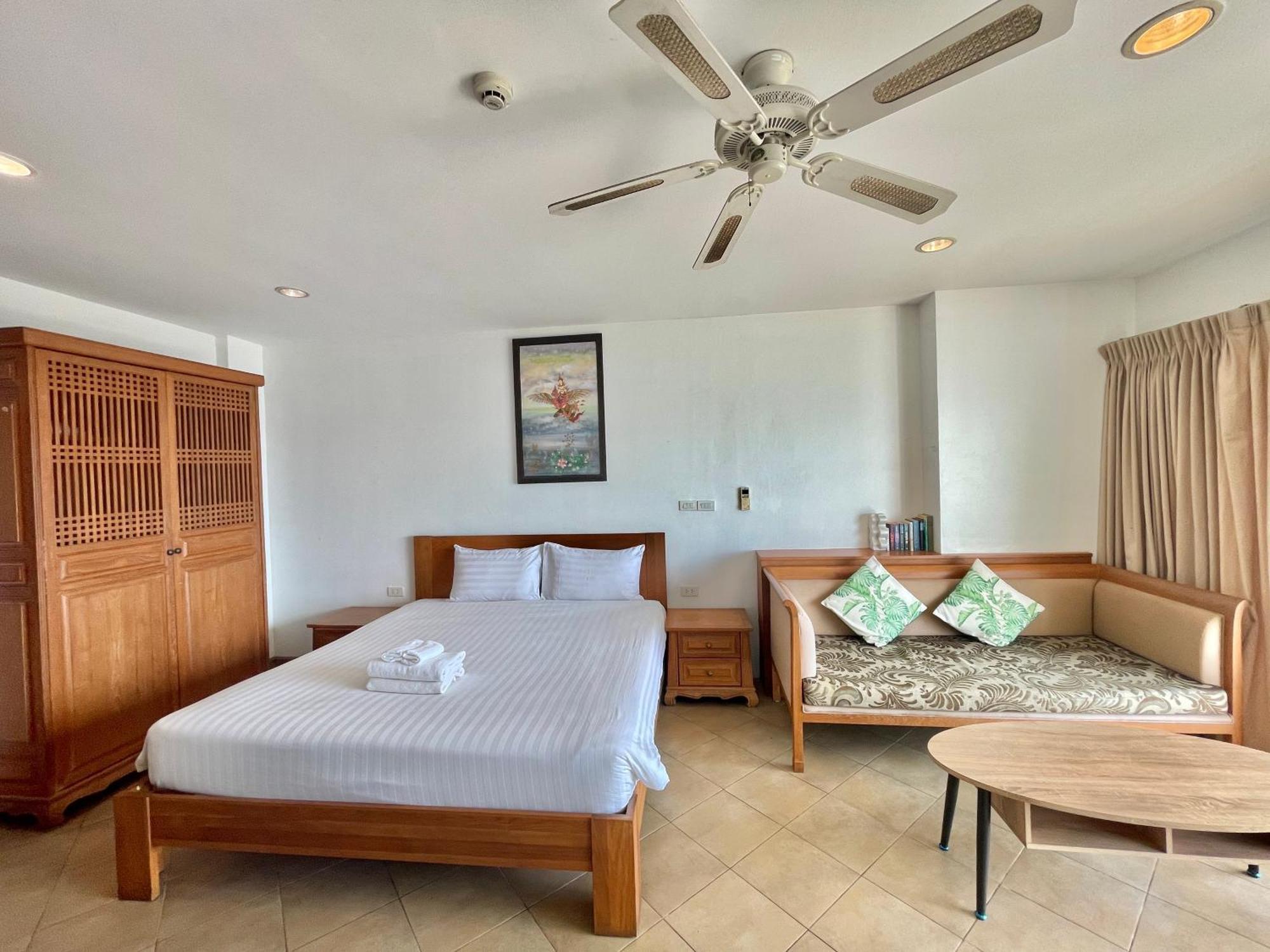 View Talay 6 By Pat 42 Apartment Pattaya ภายนอก รูปภาพ