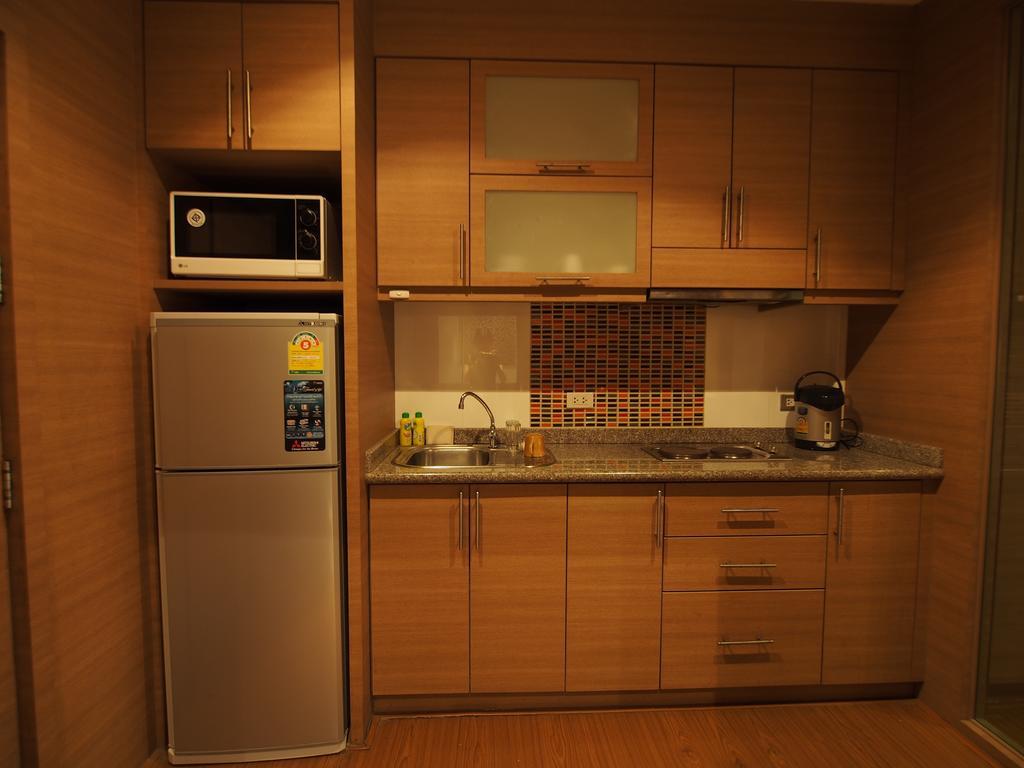 View Talay 6 By Pat 42 Apartment Pattaya ภายนอก รูปภาพ